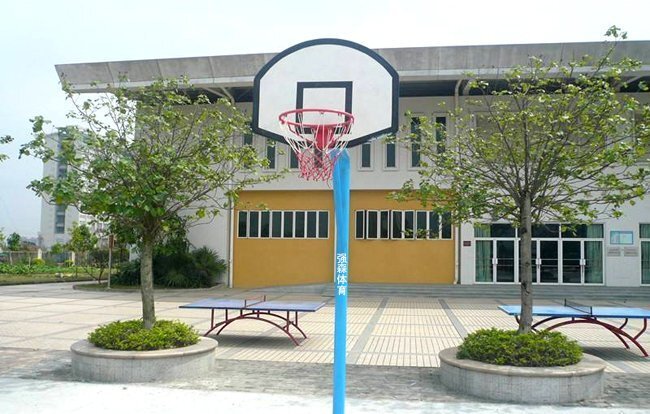 如何安裝地埋圓管籃球架